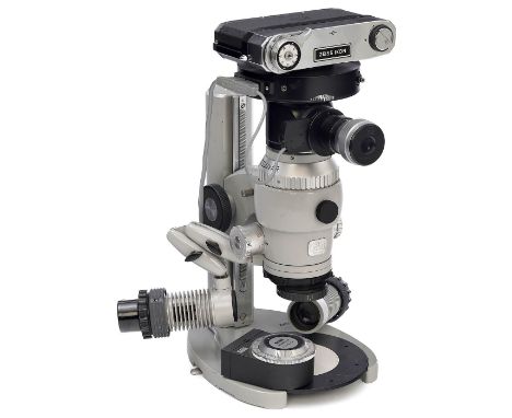 Tessovar mit Zubehör, um 1970Carl Zeiss, Oberkochen. Lupenaufnahmegerät mit Zoom-Objektiv für Maßstäbe von 0,4x bis 12,8x, fü