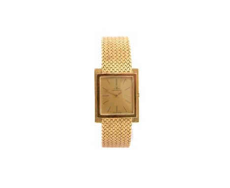 Jaeger LeCoultre: an 18ct yellow gold cased manual-wind wristwatch, the gilt baton dial fitted manual wind movement cal P838,