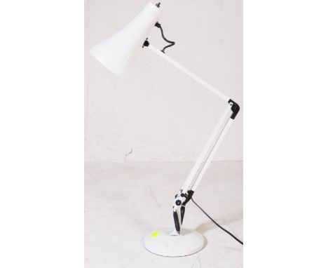 A vintage retro mid 20th century Anglepoise Herbert Terry Model 90 style desk top lamp. The lamp having conical shade with ar