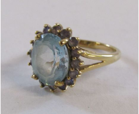 9ct gold cluster ring with Topaz stone surrounded by lolite total weight 4.1g ring size N/O&nbsp;