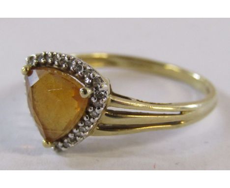 9ct gold QVC ring set with citrine and diamond - ring size S - total weight 2.5g