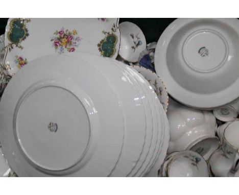 ROYAL ALBERT PART DINNER, TEA AND COFFEE SERVICE 