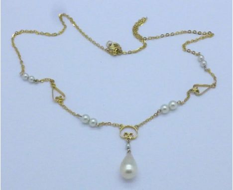 A faux pearl set necklet, marked 9C, 3.4g