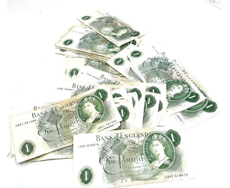 selection of 41 vintage one pound notes inc j.s Fforde   j.b.page &amp; hollom various grades 