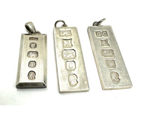 3 vintage silver ingot pendants weight 53g 