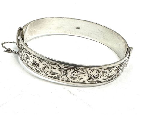 Vintage silver bangle weight 31g 