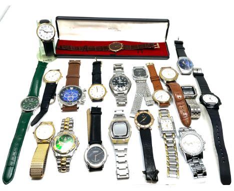 Selection of vintage &amp; later gents wristwatches all untested 