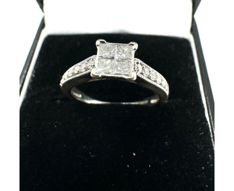 9ct white gold diamond ring with diamond shoulders .40 ct diamonds weight 2.8g 