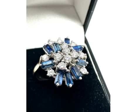 9ct gold diamond &amp; sapphire ring weight 5.3g est .50 pts diamonds 