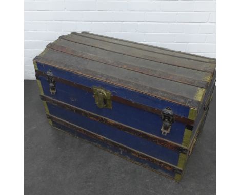 Dome top trunk, 58 x 92cm 