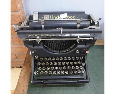 An Underwood typewriter 