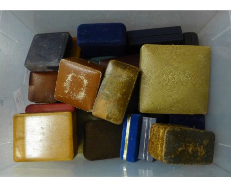 Vintage and later jewellery boxes 