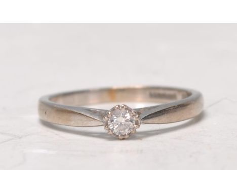 A 9ct white gold ladies single solitaire diamond ring of approx 0.10pts. Total weight 2.6g. Ring size K.5.&nbsp;&nbsp;