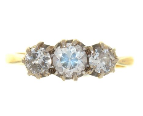 A THREE STONE OLD CUT DIAMOND RING, DIAMONDS APPROX 1CT, J COLOUR, SI1/SI2 CLARITY, SIZE O, 2.5G++LIGHT WEAR CONSISTENT WITH 