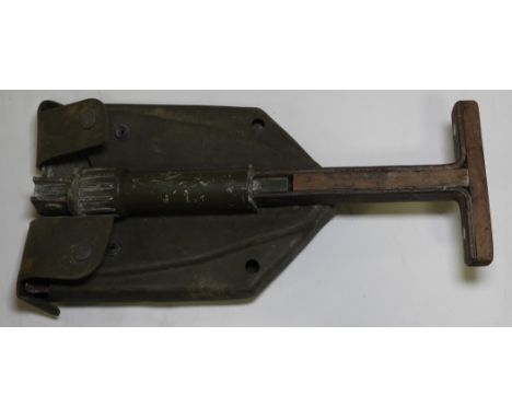TRENCHING TOOL IN POUCH WITH BELT  