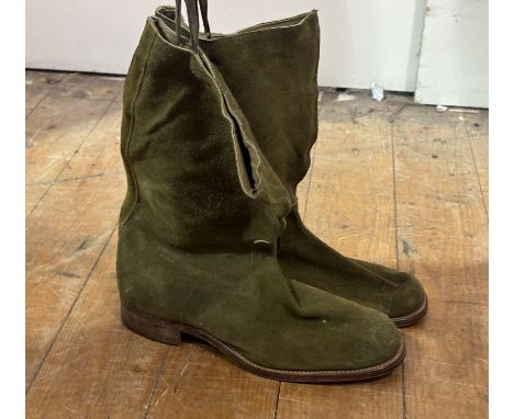 RAF mosquito boots, WD arrow mark to interior, size 8