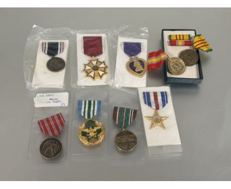 USA assorted medals: Purple Heart, Legion of Merit, Silver Star, European Campaign, 2nd Nicaraguan Campaign, Honorable POW, M