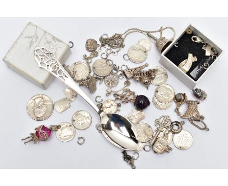 A BAG OF ASSORTED SILVER AND WHITE METAL ITEMS, to include a single silver teaspoon, hallmarked 'Sterling Honours' Sheffield,