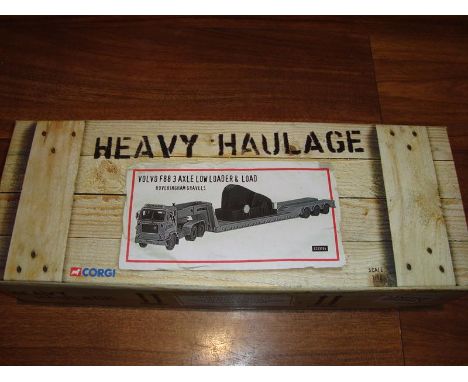 A Corgi Heavy Haulage CC13104 Volvo F88 3 axle Low Loader and Load "Hoveringham Gravels" VG-E in G-VG box