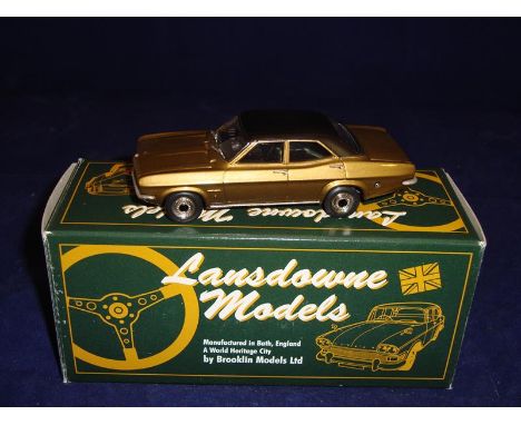 A Lansdowne LDM 32 - 1972 - Vauxhall Ventora MKII in brown/black VG-E in VG box.