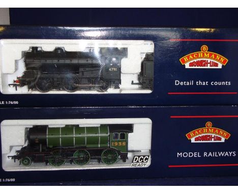 A pair of Bachmann steam locomotives comprising a Class J39 (logo painted over, number modified) and a Class K3 in LNER green