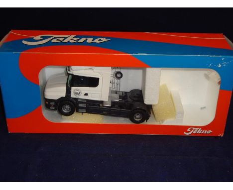 A Tekno Scania T Cab Tractor Unit promotional Maidenhead Static Model Club Limited Edition 2004.  E in G box.