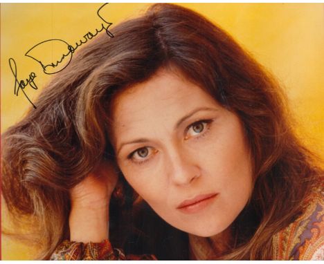 Faye Dunaway signed 10x8 colour photo. Dorothy Faye Dunaway (born January 14, 1941) is an American actress. She is the recipi
