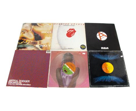 12" Singles, approximately one hundred 12" Singles of various genres including promos and with artists including Amii Stewart