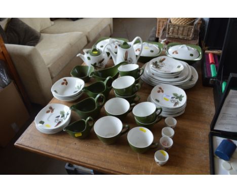 A quantity of Midwinter pattern tea and dinnerware