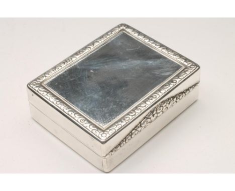 A LATE GEORGE III SILVER TABLE SNUFF BOX, maker probably John Lamb, London 1818, of plain oblong form, the hinged cover with 