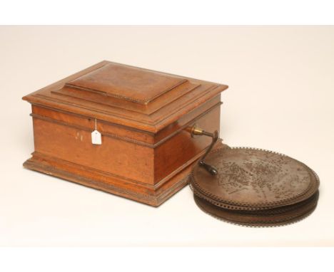 AN AMERICAN "SYMPHONIUM" TABLE POLYPHON by The Regina Company, late 19th century, the movement stamped "38250" playing 15 3/4