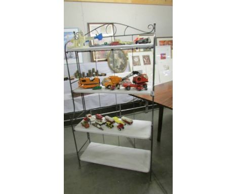 A metal 4 shelf 'Baker's unity'. ****Condition report**** Shelves are wooden.Height 155cm, Width 83.5cm, depth 31cm.depth of 