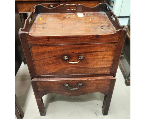 A Georgian mahogany tray top night stand with drawer and pull-out commode 