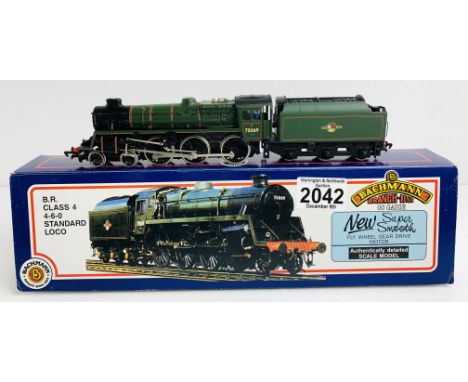 Bachmann 31-104 BR Class 4 BR Green Loco - Boxed P&amp;P Group 1 (£14+VAT for the first lot and £1+VAT for subsequent lots) 