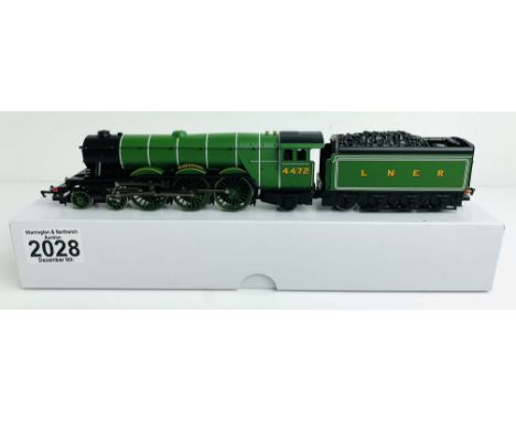 Hornby (China) Class A3 'Flying Scotsman' LNER 4472 Loco - Supplied in Custom Plain White Box P&amp;P Group 1 (£14+VAT for th