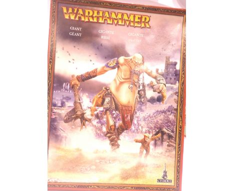Warhammer Giant plastic, appears complete with instructions. P&amp;P Group 2 (£18+VAT for the first lot and £3+VAT for subseq
