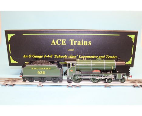 A boxed Ace Trains '0' gauge Southern 'Repton', number 926, Maunsell lined olive green locomotive and tender