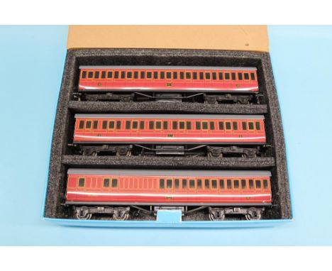 Two boxed sets of three Ace Trains, LNER and a presentation set to mark the 30th anniversary of the HRCA in 1999