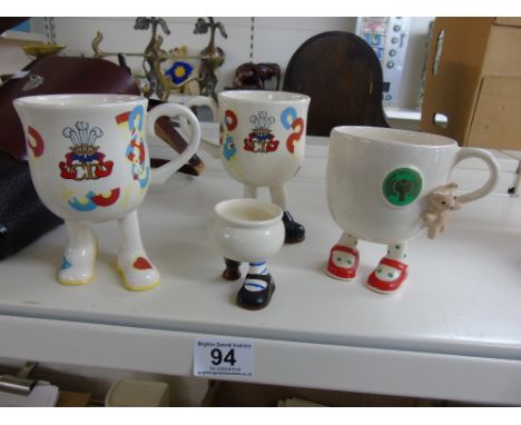 CARLTONWARE WALKING CUPS INCLUDING CHARLES & DIANA