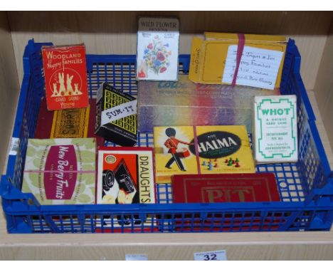 ASSORTED VINTAGE GAMES