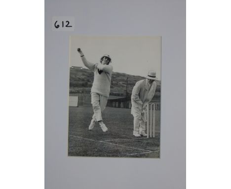 MARTY FELDMAN PLAYING CRICKET AT NEWHAVEN SUSSEX 1970