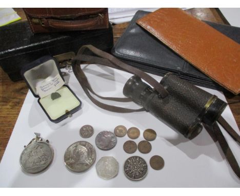 A vintage monocular, two small leather jewellery boxes, a vintage Brentou navy clutch bag, a vintage calf leather tan cheque 