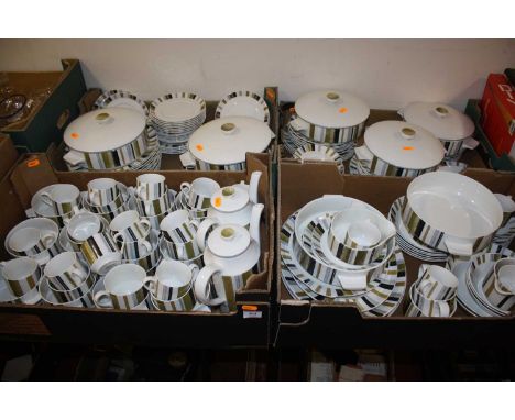 A Midwinter Queensberry tea, coffee and dinner service 