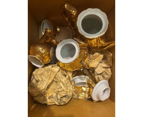 Schlottenhof Bavaria gilt tea service. Not available for in-house P&amp;P, contact Paul O'Hea at Mailboxes on 01925 659133 