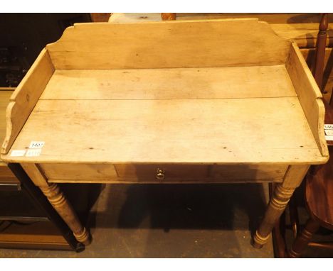 Vintage stripped pine kitchen table with single drawer and turned legs, 90 x 72 x 46 cm. Not available for in-house P&amp;P, 