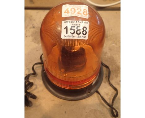 Rotating red auto warning light. Not available for in-house P&amp;P, contact Paul O'Hea at Mailboxes on 01925 659133 