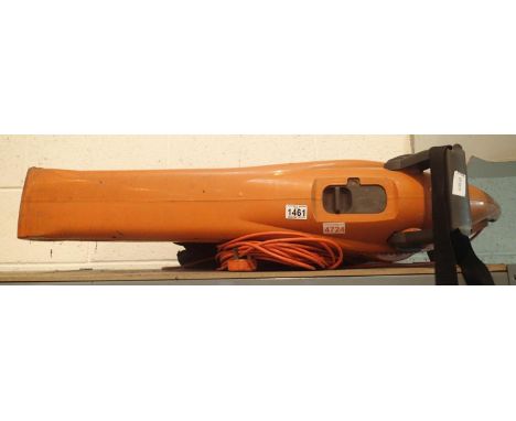 Flymo Garden Vac Plus. Not available for in-house P&P, contact Paul O'Hea at Mailboxes on 01925 659133Condition Report: All e
