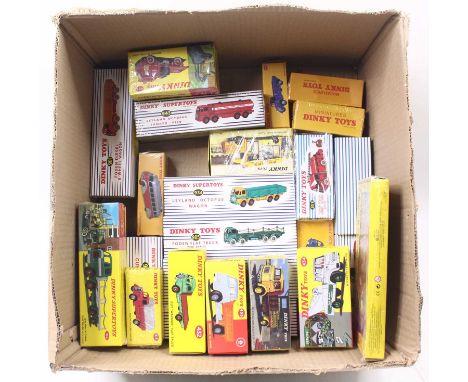 Atlas Editions group of 25 Dinky Toys modern release boxed diecast to include; No.943 Leyland Octopus, No.901 Foden Diesel Wa