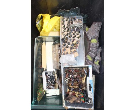 One tub containing a large quantity of mixed complete, part complete, based only, and other mixed scale war gaming figures, a