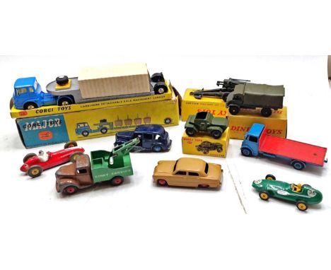 Dinky/Corgi Toys quantity of boxed and loose diecast to include; No.1131 Carrimore Detachable Axle Machinery Carrier, No.683 